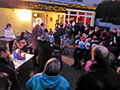 Am Kindergarten wurde gesungen, Gitarre gespielt und vorgelesen., Bild: EL