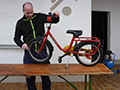Ralf Reifer beim Fahrradcheck, Bild: EL