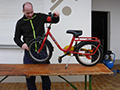 Ralf Reifer beim Fahrradcheck, Bild: EL
