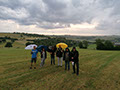 Ortstermin bei Regen, Begehung des potentiellen Geländes für den Bikepark., Bild: EL