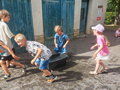 Wasserolympiade beim Gemeindehaus., Bild: IL