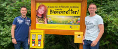 Bienenfutterautomat neu bestückt