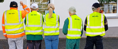 Neue Warnwesten für die AG 60+